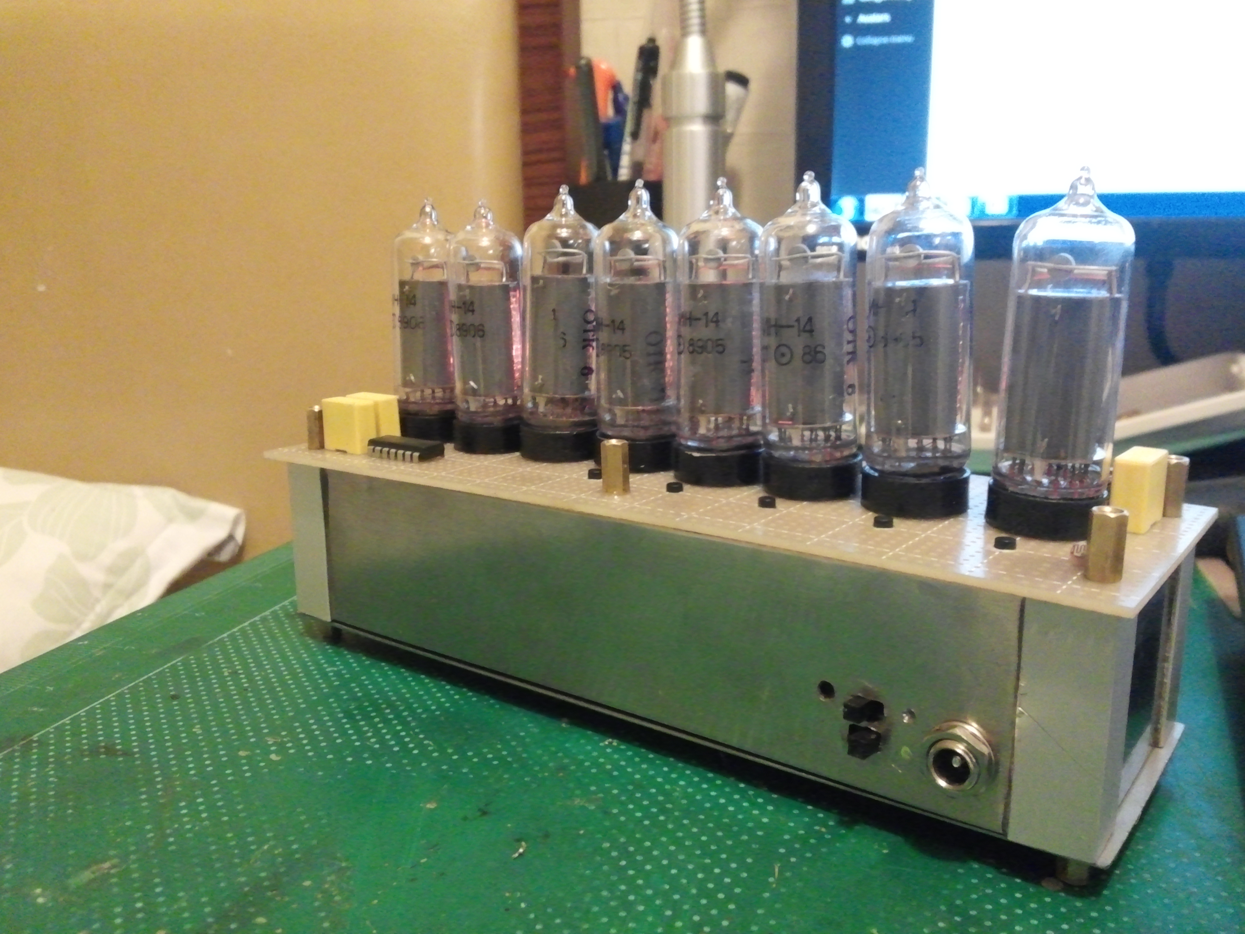 Oh no...why D: the damn switches are so ugly with those holes orz fail
